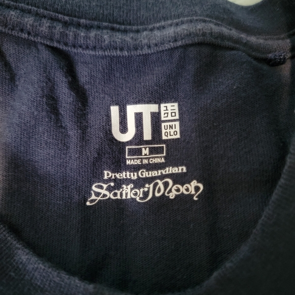 Sailor Moon Pretty Guardian x Uniqlo Graphic Tee Collab - Picture 2 of 3